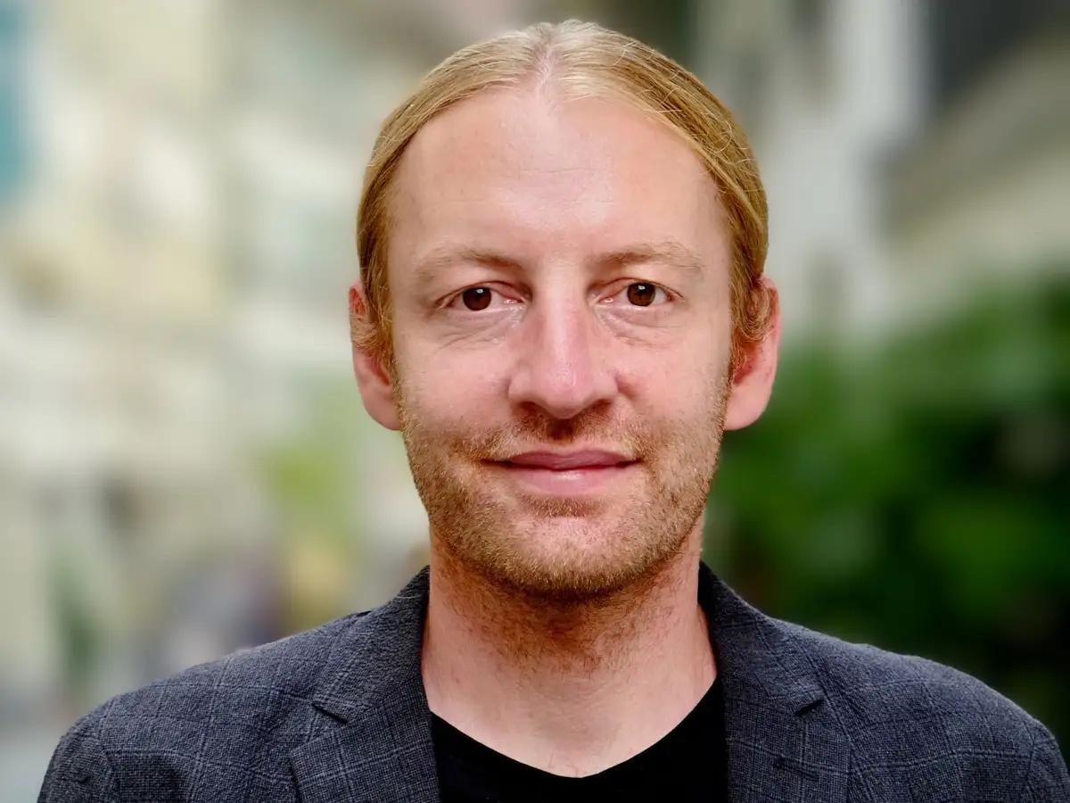 Tom-Cassee-SP-Niemand-sollte-zwischen-L-rm-und-Verdr-ngung-w-hlen-m-ssen-