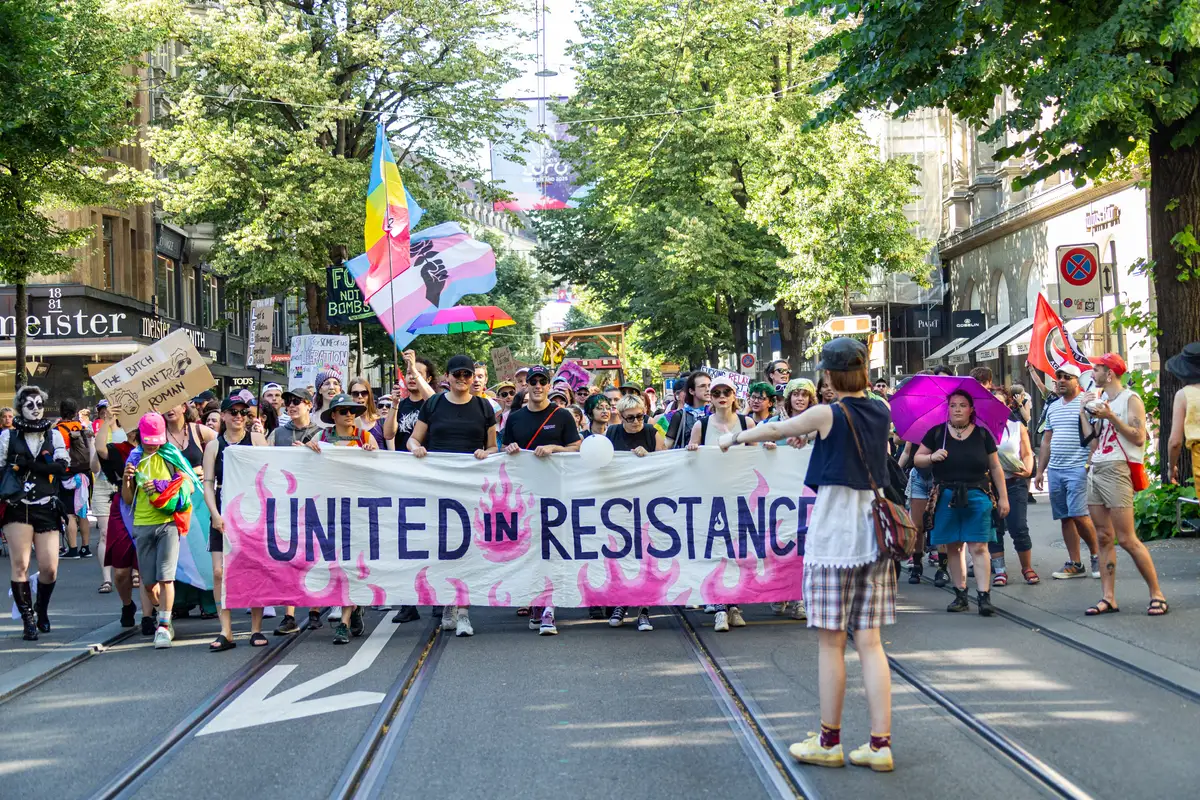 -Queer-Liberation-Das-war-der-4-Christopher-Street-Day-in-Z-rich