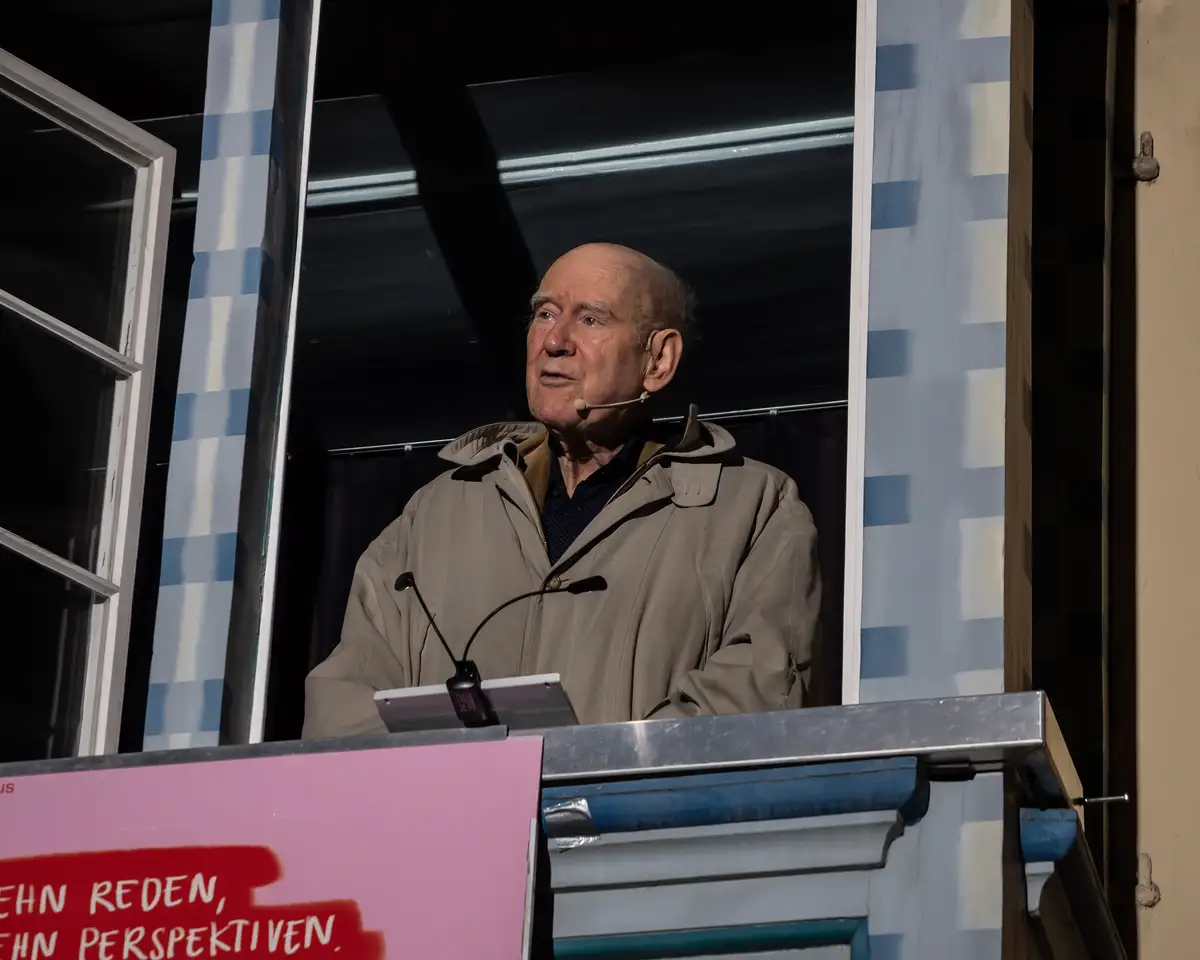 Winterrede-Franz-Hohler-Wie-geht-s-fragte-die-Trauer-die-Hoffnung-