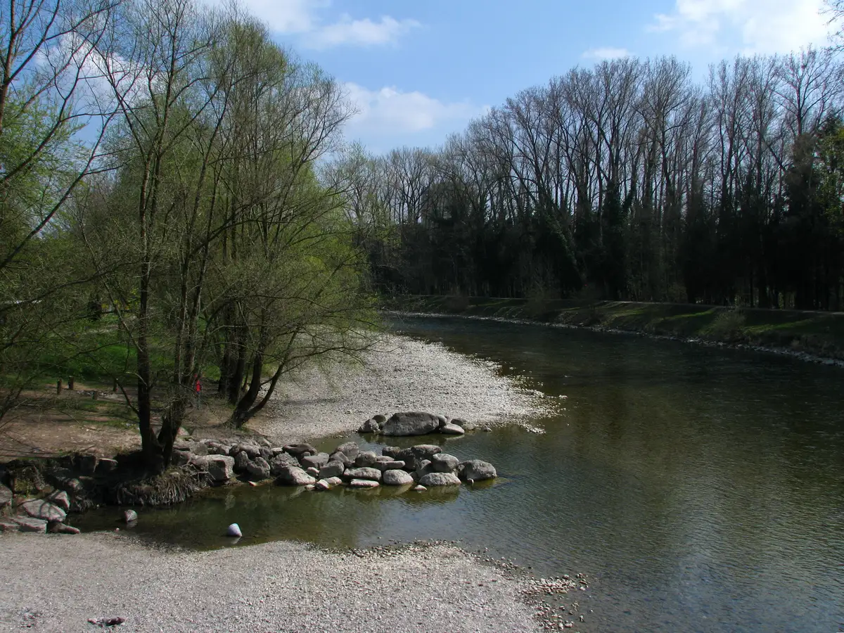 Petition-will-Nackte-von-der-Werdinsel-verbannen