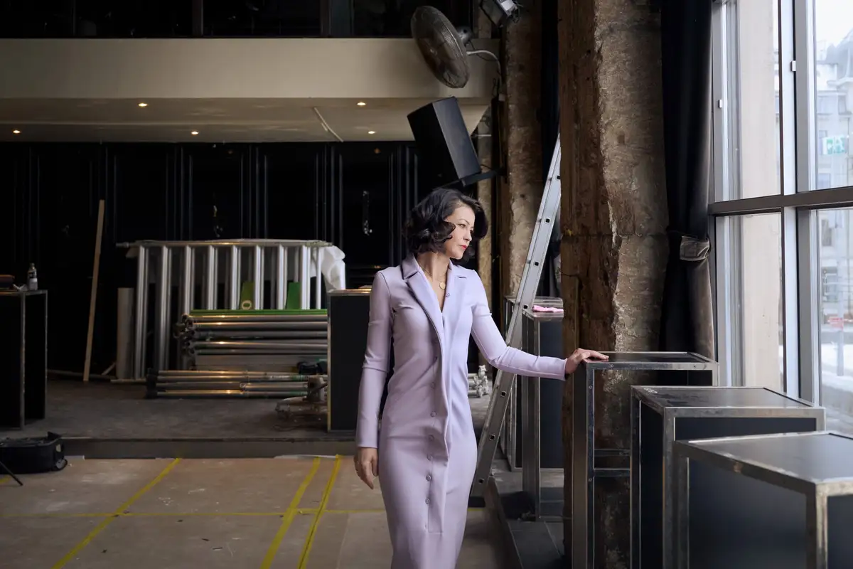 Neue-Mascotte-Betreiberin-Eine-Schlange-vor-dem-Club-ist-kein-Qualit-tszeichen-