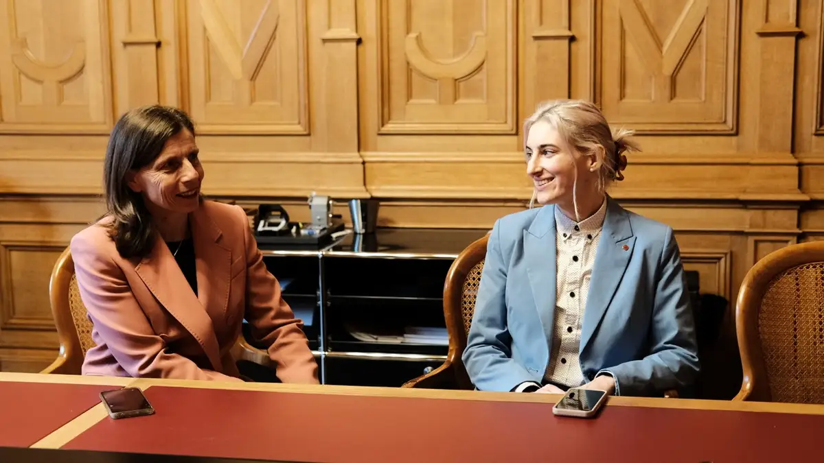 Anna-Rosenwasser-und-Bettina-Balmer-zu-einem-Jahr-im-Bundeshaus