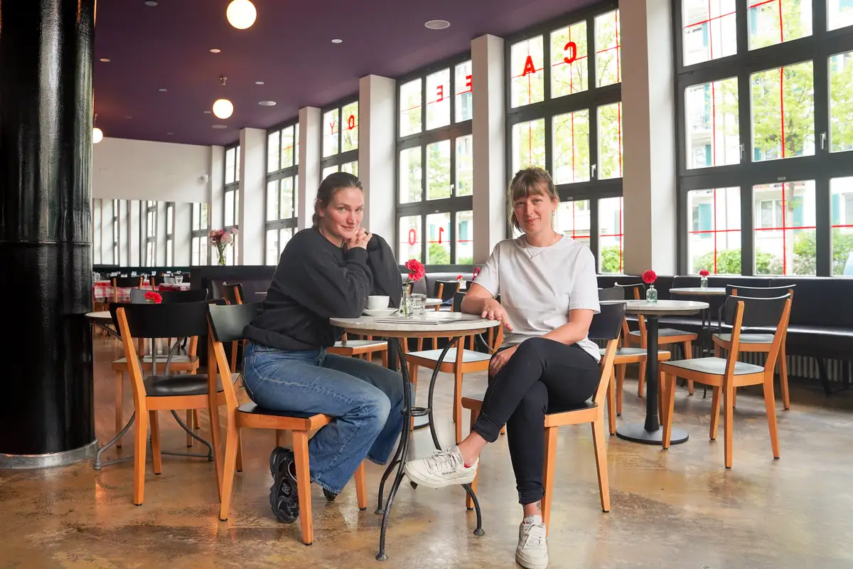 Neuanfang-im-Caf-Boy-Bistrok-che-statt-Parteistube