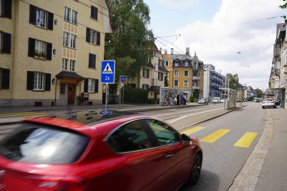 Quartier-k-mpft-f-r-30er-Zone-auf-Winterthurerstrasse